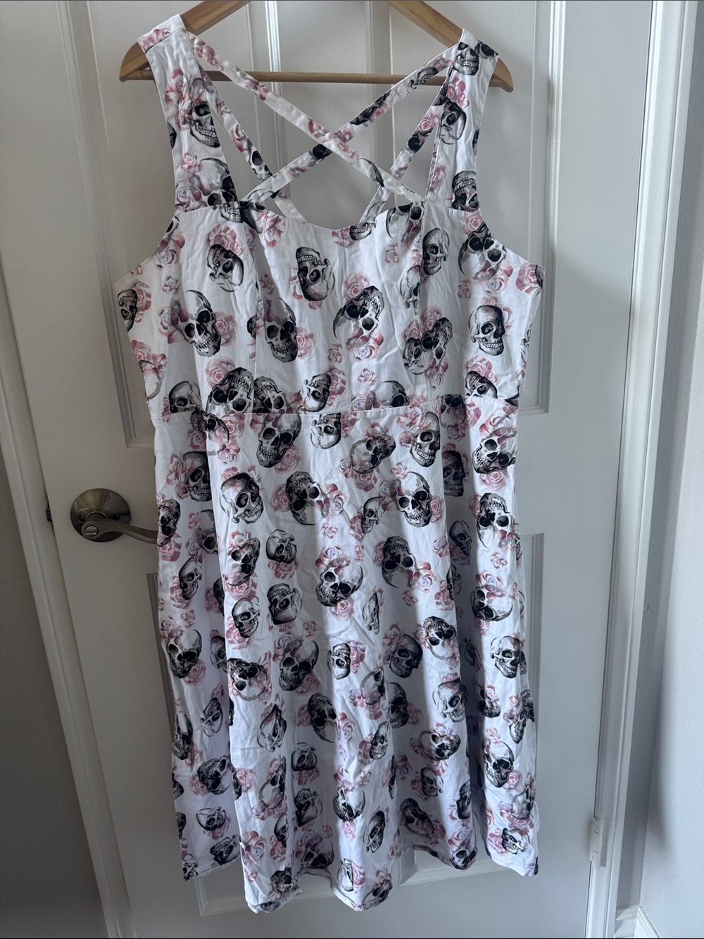 torrid White Dress with Black Skull & Pink Rose Print